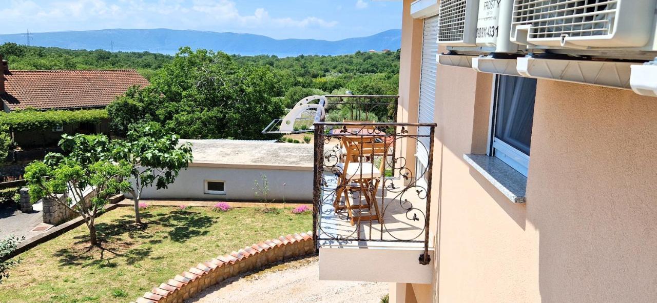 Apartments Pinezic Skrbčići 외부 사진