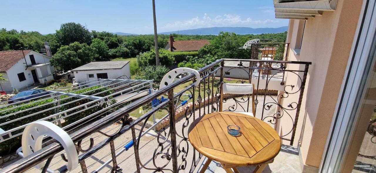 Apartments Pinezic Skrbčići 외부 사진