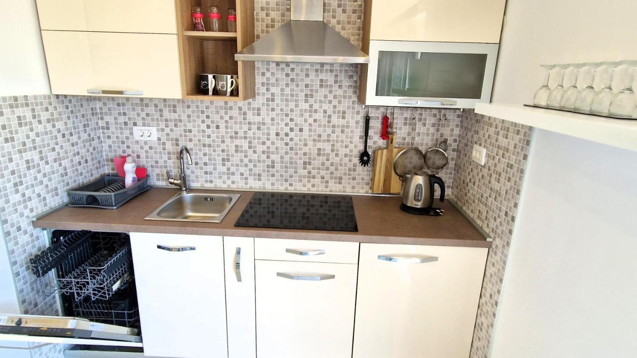 Apartments Pinezic Skrbčići 외부 사진