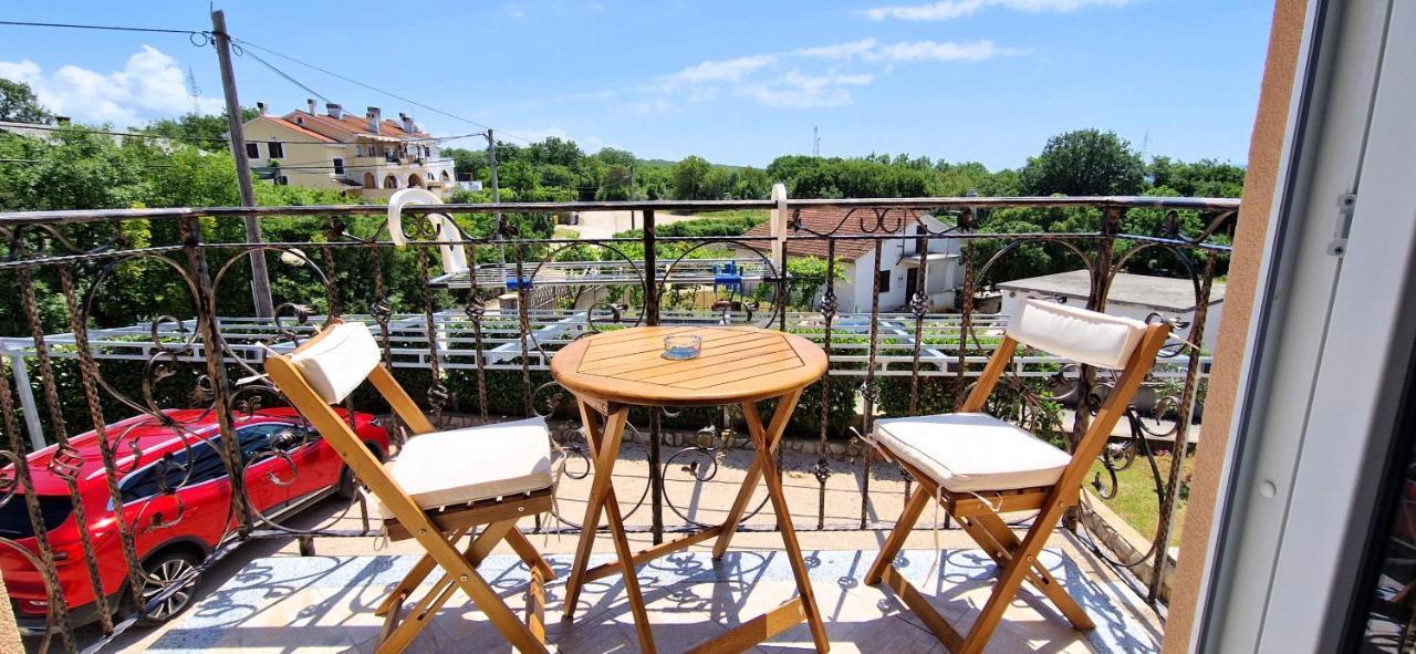 Apartments Pinezic Skrbčići 외부 사진