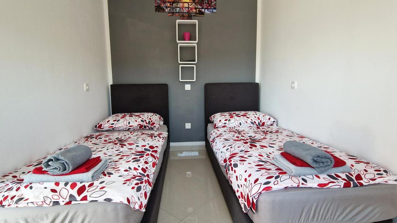 Apartments Pinezic Skrbčići 외부 사진