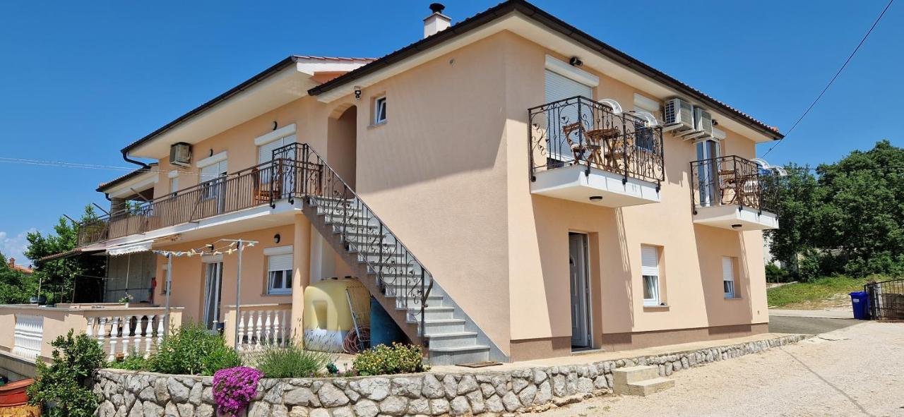 Apartments Pinezic Skrbčići 외부 사진