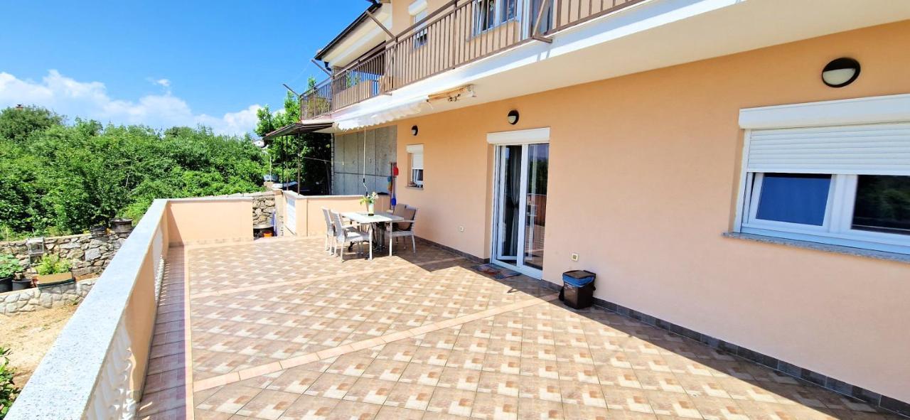 Apartments Pinezic Skrbčići 외부 사진